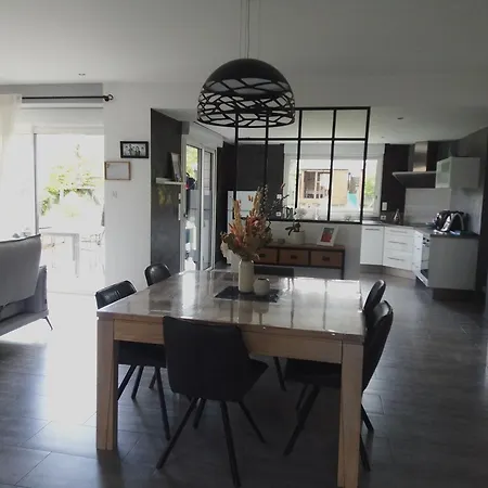 Holiday home Maison 15 Min Du Mont St Michel